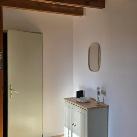 Renove 15min De La Cite Medievale Lägenhet *
